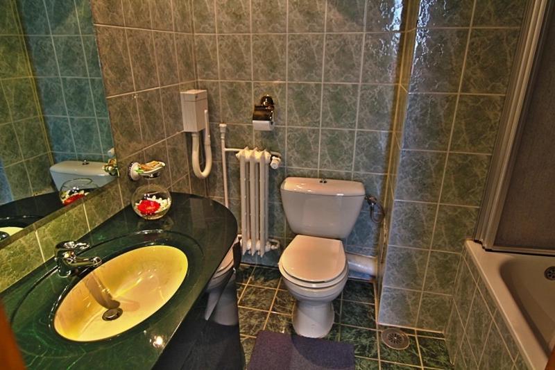 Hotel Star ピテシュティ 部屋 写真